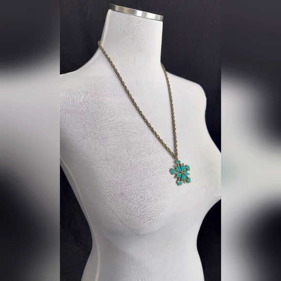 Vintage southwest Petit point turquoise snowflake pendant necklace - Picture 1 of 6